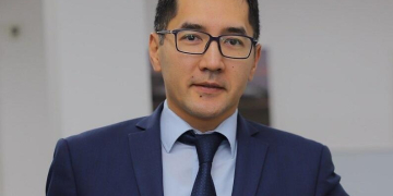 Гибкий тариф и контракты на три года: глава QAZAQ AIR о реформе субсидируемых рейсов