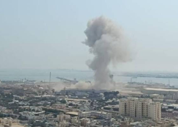 Взрывы в Абу-Даби: ОАЭ закрыли воздушное пространство