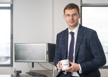 Холдинг Тимура Турлова получит контроль над государственной грузовой авиакомпанией