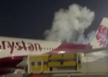 После возгорания самолёта FlyArystan в Алматы вопрос о расследовании остаётся открытым