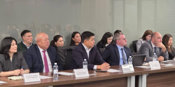 Доступность аэропортов для маломобильных пассажиров: в Казахстане создадут рабочую группу